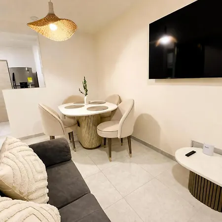 Apartamento 3br Wifi An Oasis Retreat